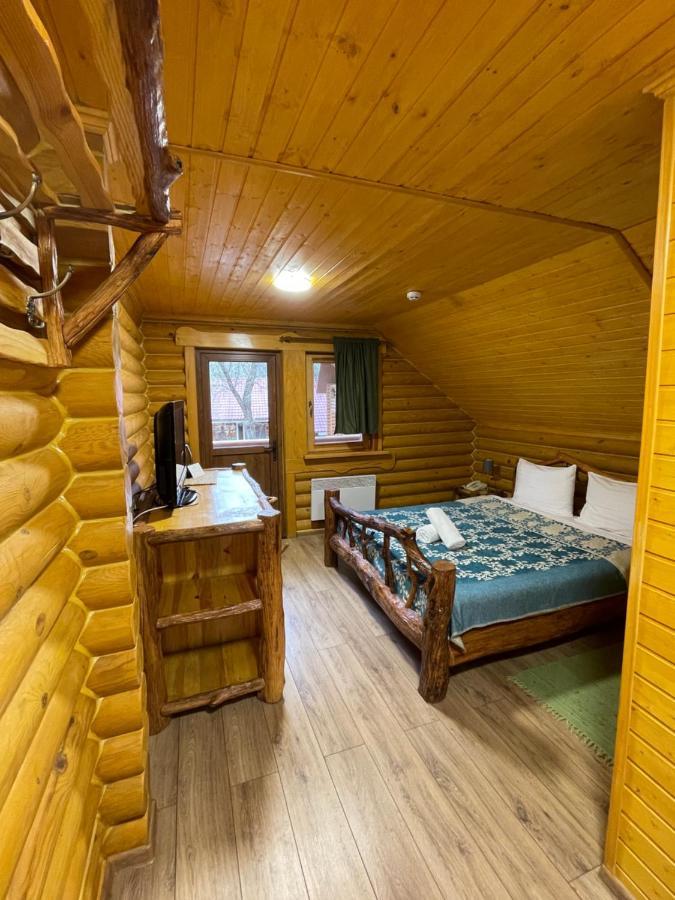 Sky Land Camping & Resort Cricova Exteriér fotografie
