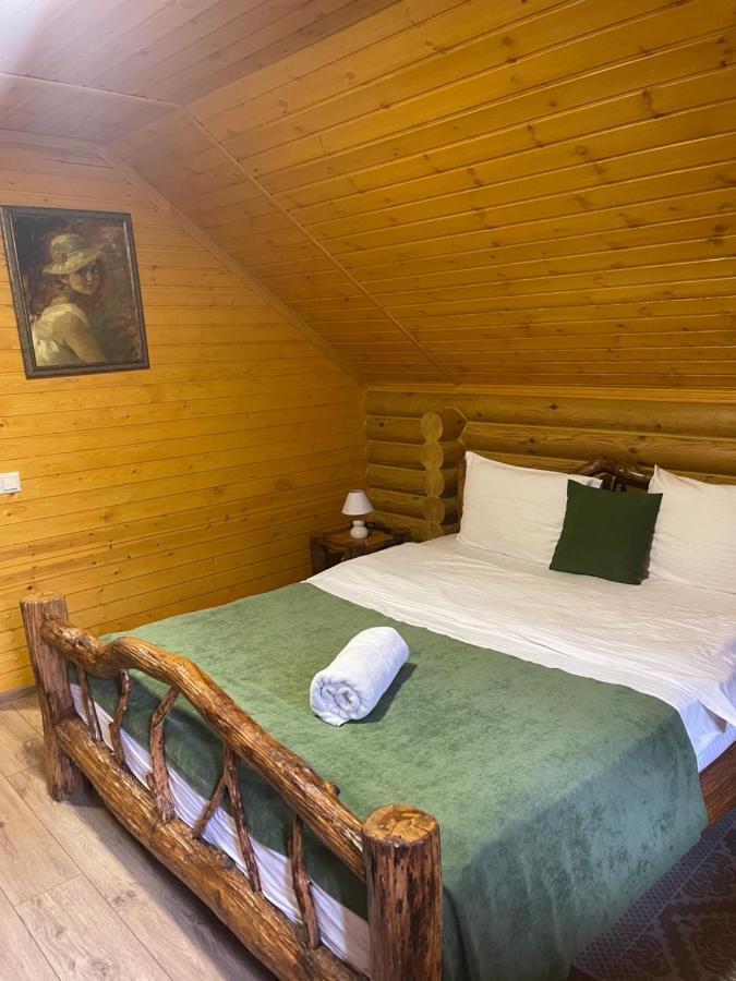 Sky Land Camping & Resort Cricova Exteriér fotografie